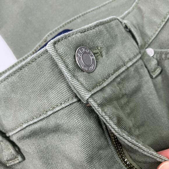 Talbots Outlet | Olive Green Capri Pants Straight Leg Crop Denim Womens 12P - Picture 5 of 7